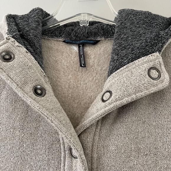 Kuhl Born in the Mountains Long Spyrit Sweater Jacket Coat Fleece Lined Size L - Picture 3 of 4